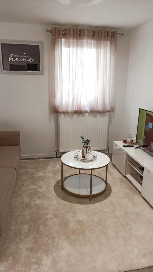 Apartament Schone 2 Zw In Sindelfingen - Maichingen *Daimler Zewnętrze zdjęcie