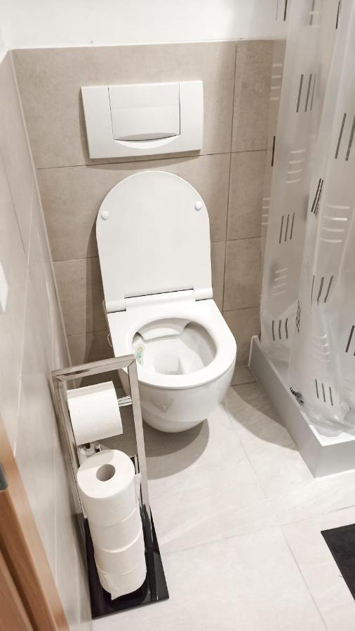 Apartament Schone 2 Zw In Sindelfingen - Maichingen *Daimler Zewnętrze zdjęcie